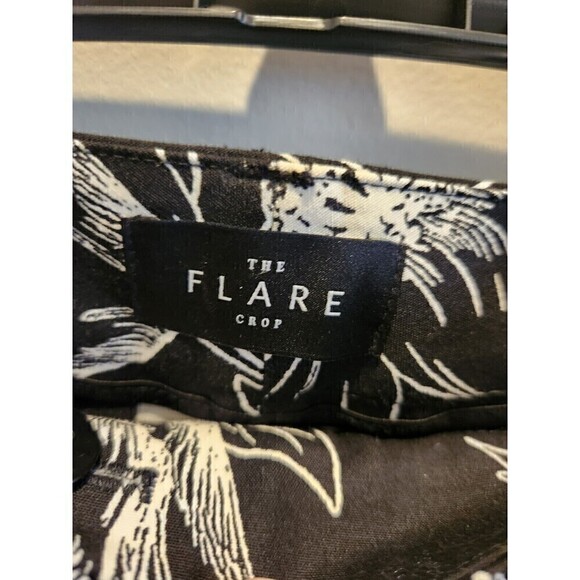 White House Black Market The Printed Crop Flare Sz 8 Resort Cruise - Picture 7 of 9